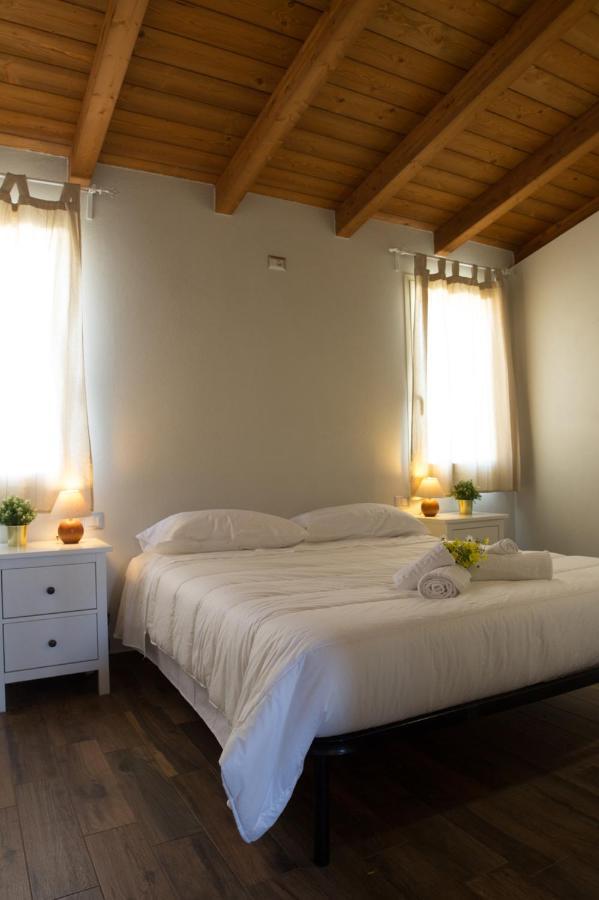 La Casa Dell Olivo Villa Castiadas Buitenkant foto